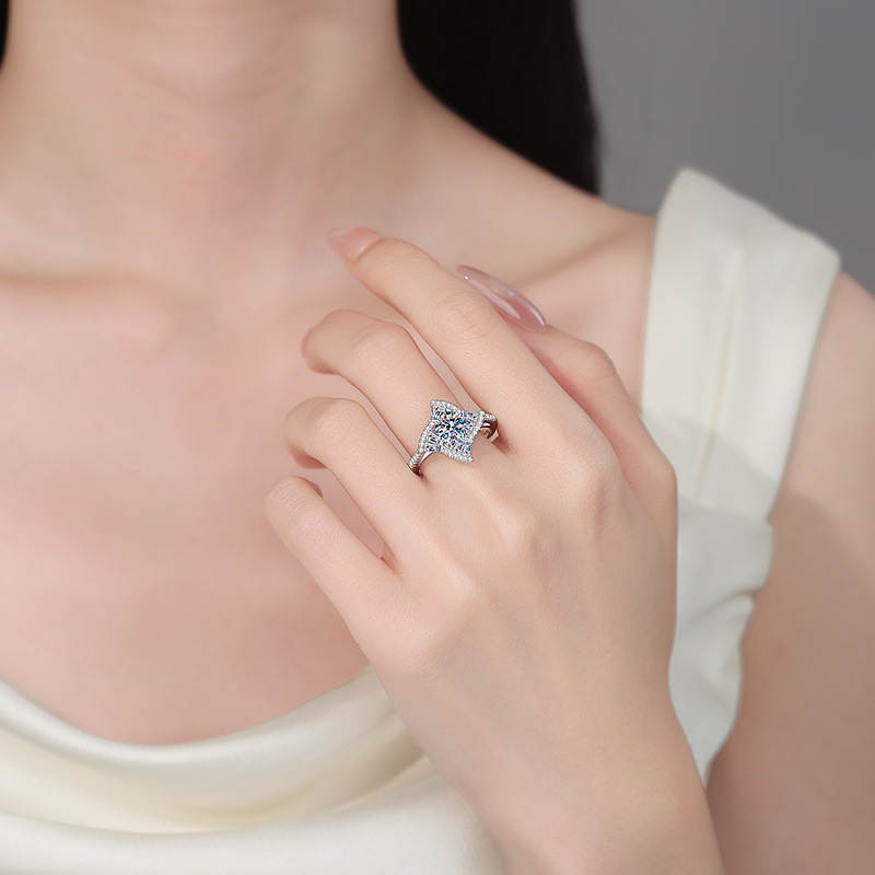 Apaison Sparkling 1 Carat D Co - Moissanite Engagement Ring 1 Carat 评论和价格