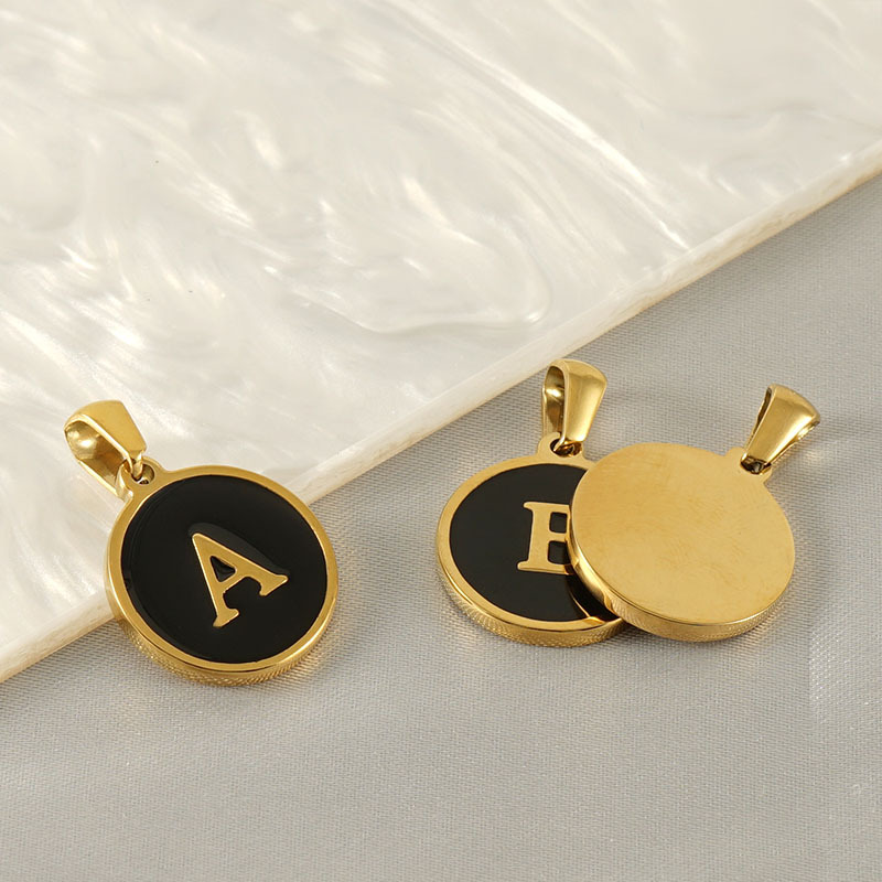 Stainless Steel 18K Gold Plate - Initial Letter Necklace 18K Gold 评论和价格