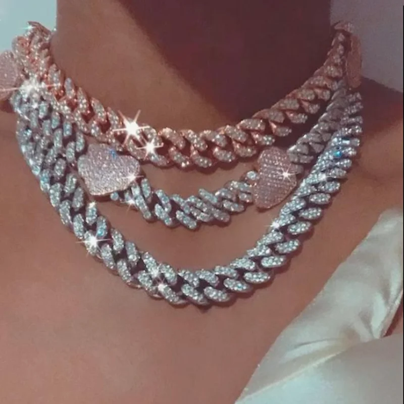 New 12mm Width Pink Heart Iced - Cuban Link Chain 12Mm 评论和价格